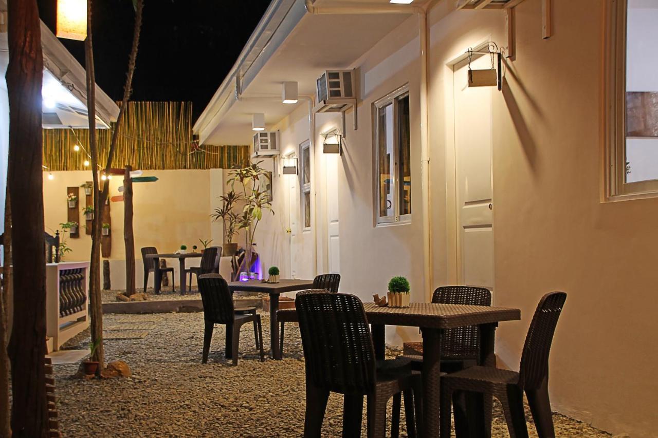 Prim Travellers Inn Corón Exterior foto